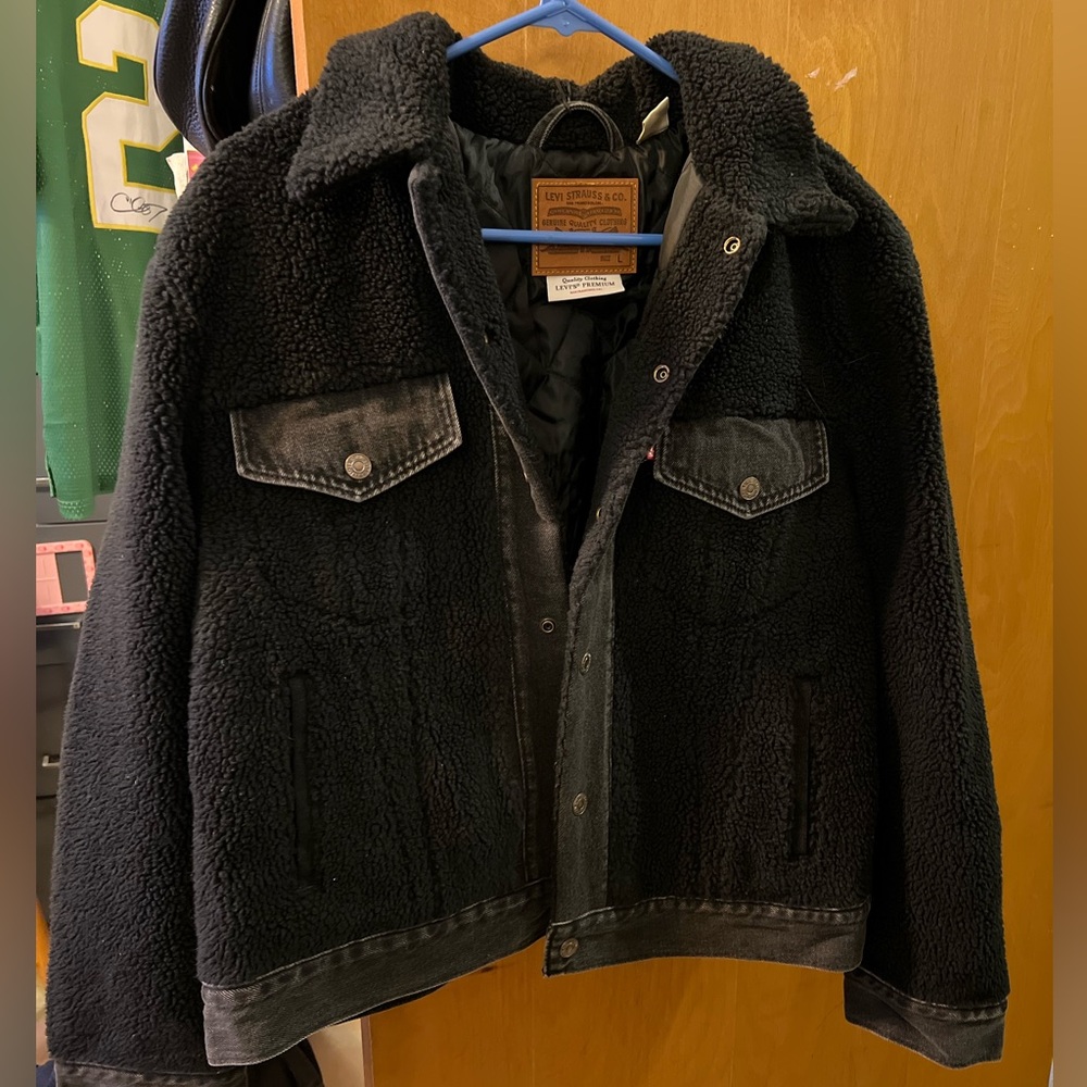 Levi’s large black Jean and Sherpa jacket